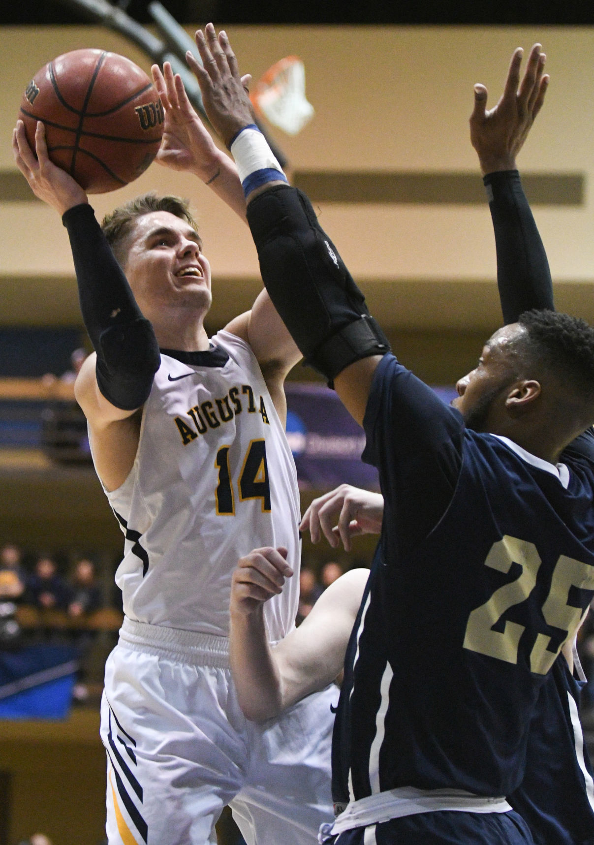 030918-augiehoops-008a.jpg
